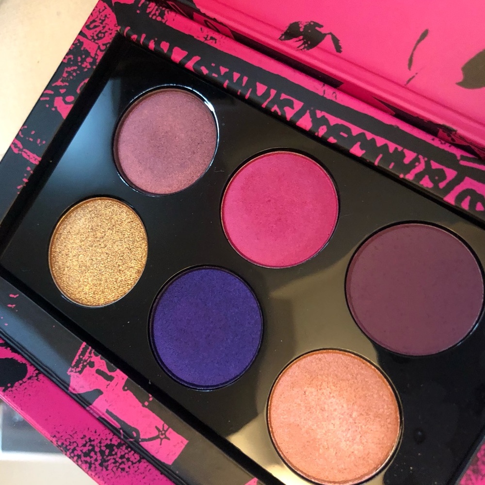 PAT MCGRATH MTHSHIP PALETTE “LA VIE IN ROSE”